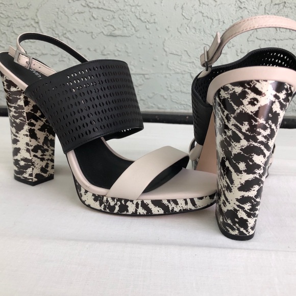 Calvin Klein Platform Dress Sandal - Sz 9.5 - Picture 3 of 6
